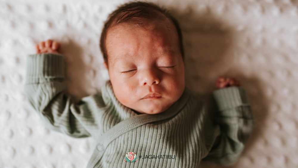 Feature Image Jangan Bangunkan Bayi Mendadak, Mamsi! Ini Dampaknya pada Otak Si Kecil Asimor ASI Booster Pelancar ASI